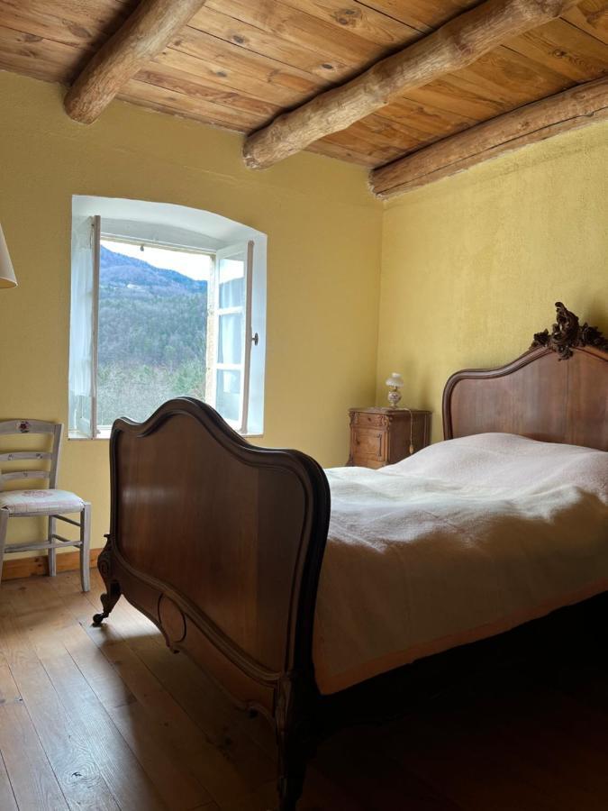 Retour Dans La Passe Villa Roche-en-Regnier Екстериор снимка